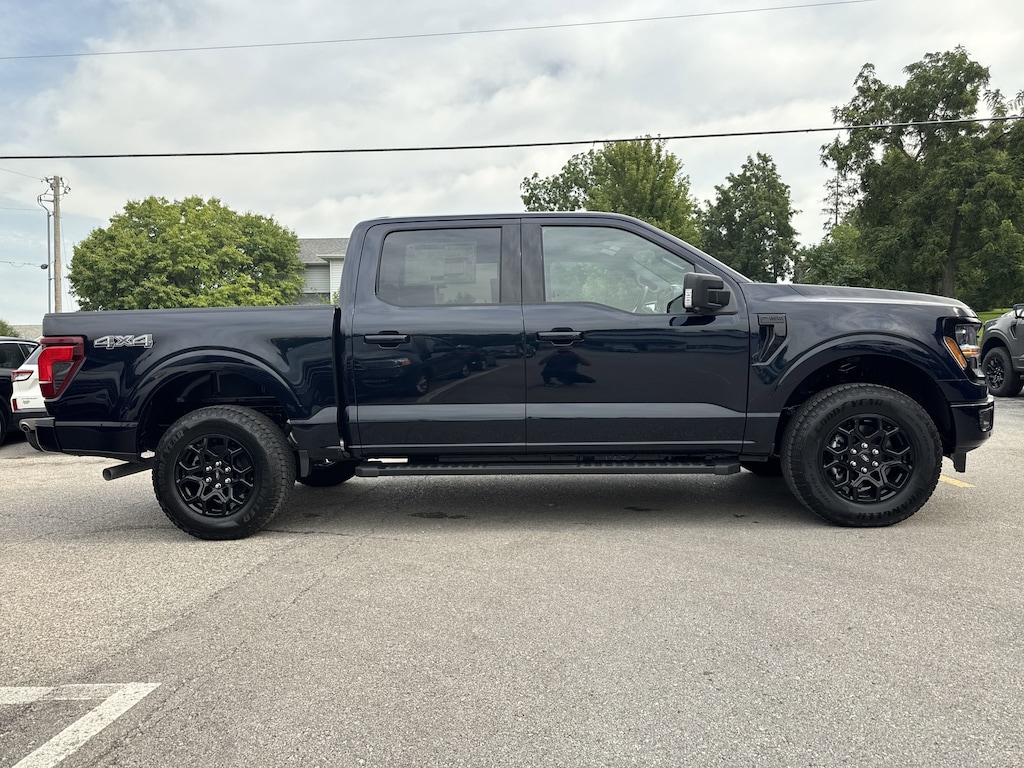 New 2025 Ford F-150 XLT XLT 4WD SuperCrew 5.5 Box