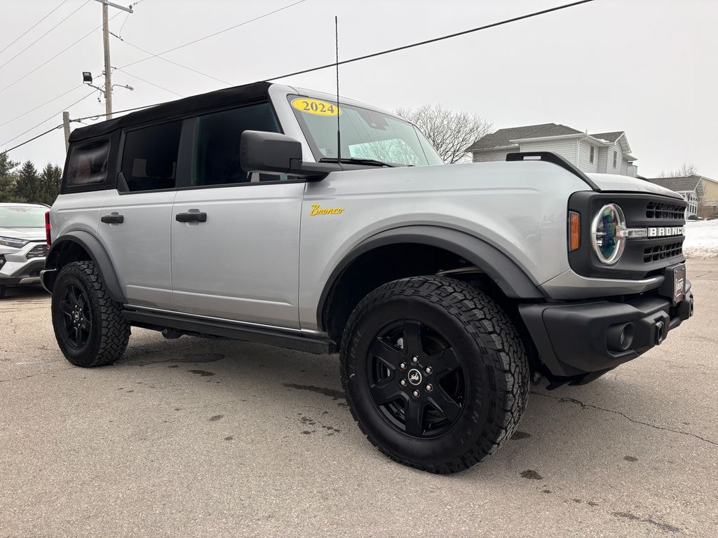 Used 2024 Ford Bronco Black Diamond SUV