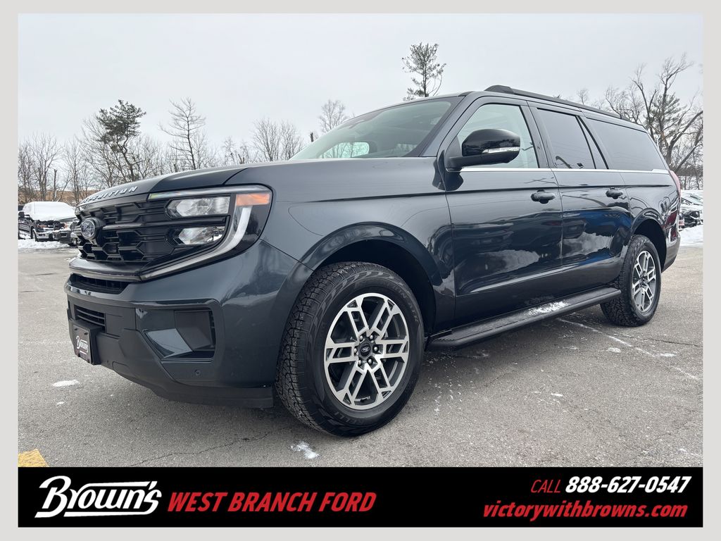 2025 Ford Expedition Active's photo