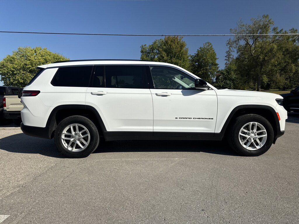 Used 2022 Jeep Grand Cherokee L Laredo Laredo 4x4