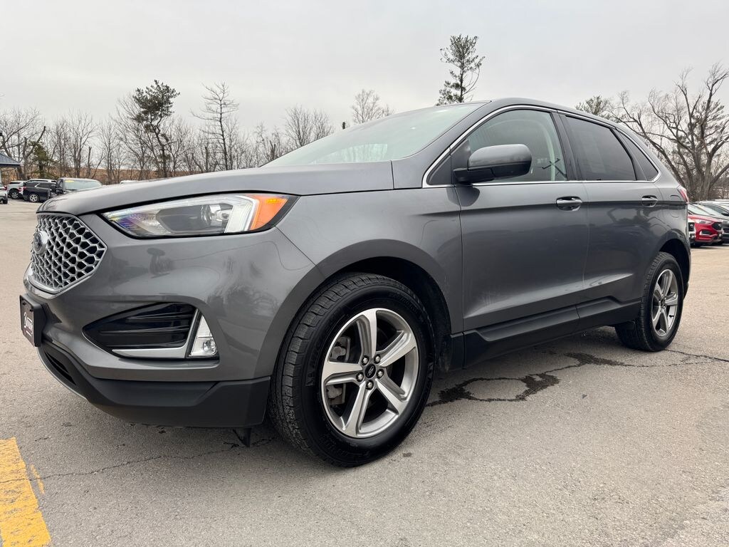 Used 2024 Ford Edge SEL SUV