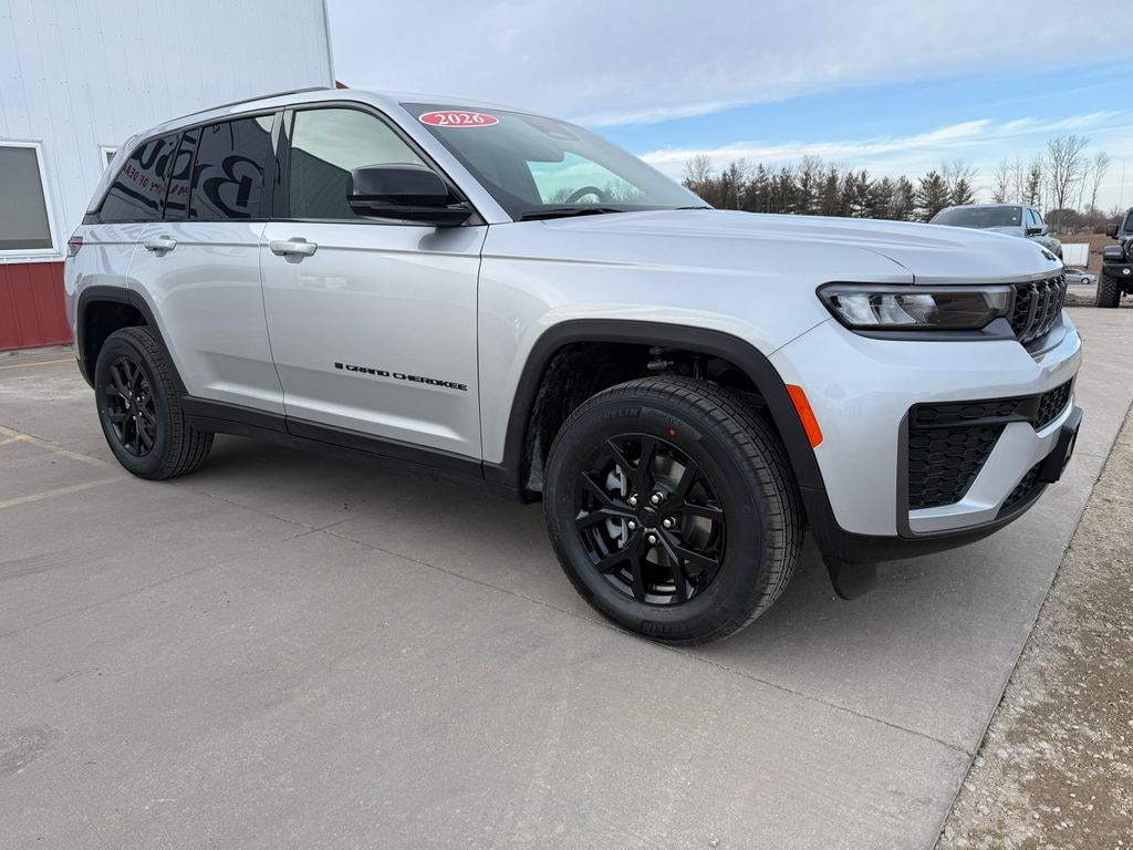 New 2026 Jeep Grand Cherokee Laredo SUV