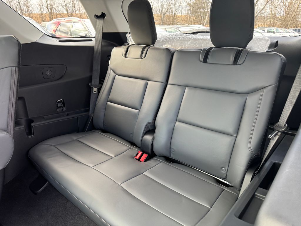 2026 Ford Explorer Active - Photo 37