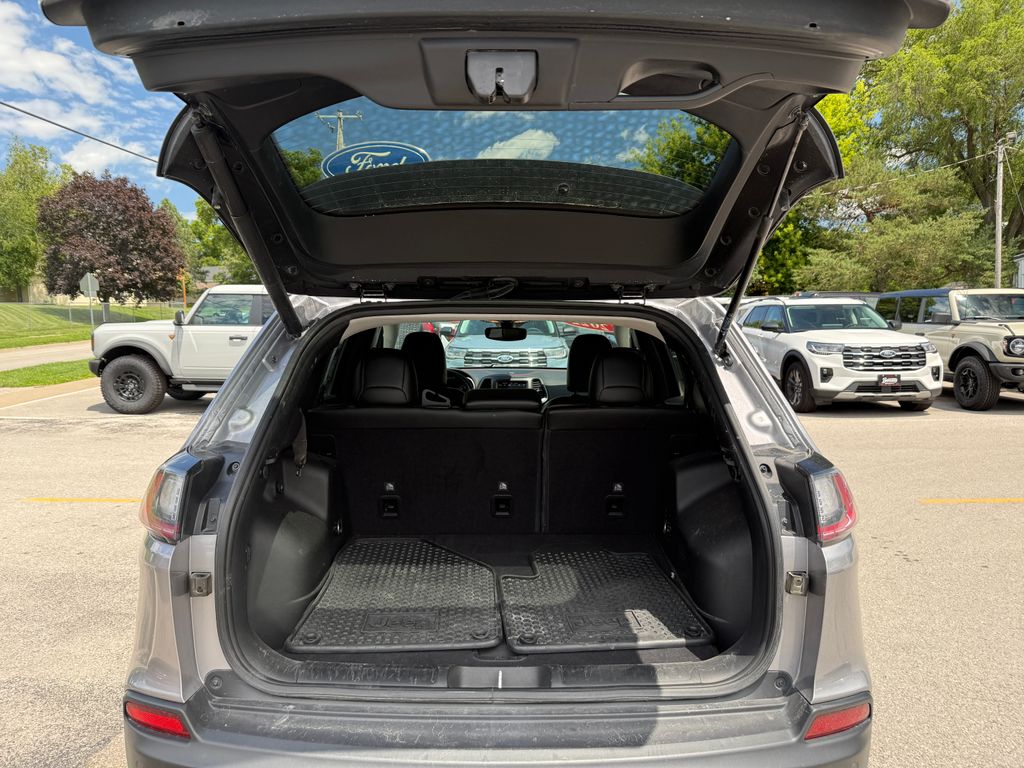 2022 Jeep Cherokee Trailhawk - Photo 11