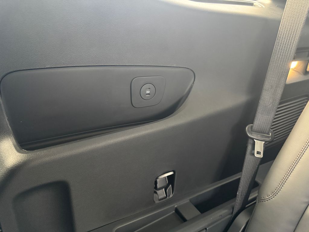 2026 Ford Explorer Active - Photo 38