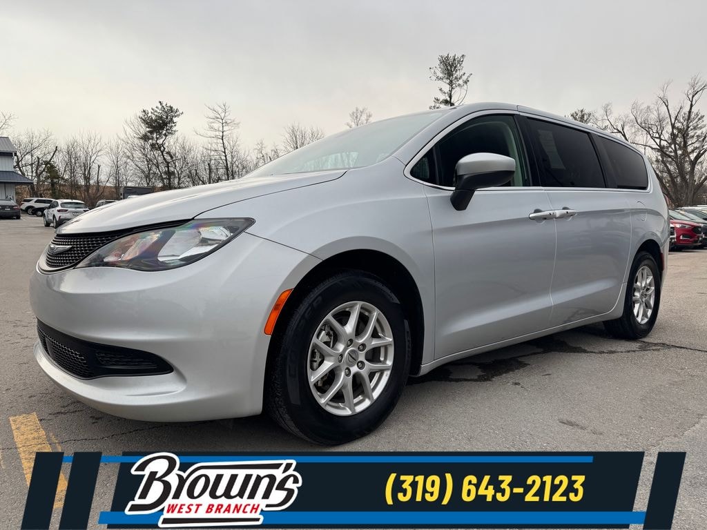 Used 2022 Chrysler Voyager LX Minivan/Van