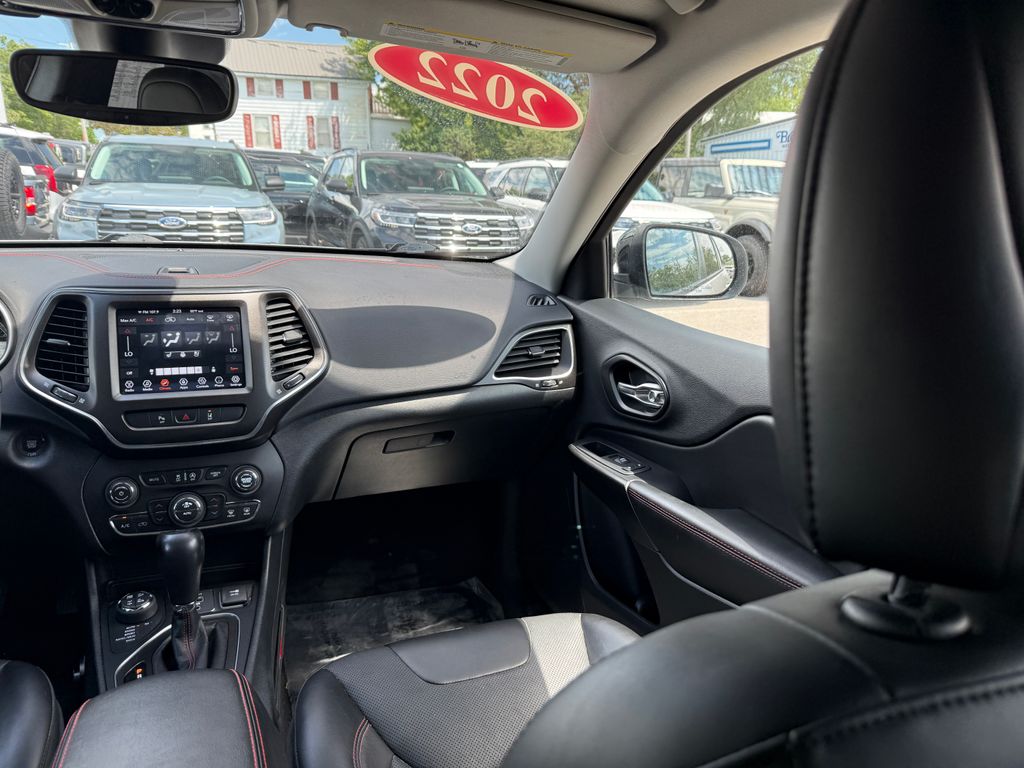 2022 Jeep Cherokee Trailhawk - Photo 28