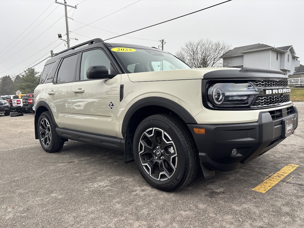 Used 2025 Ford Bronco Sport Outer Banks Outer Banks 4x4