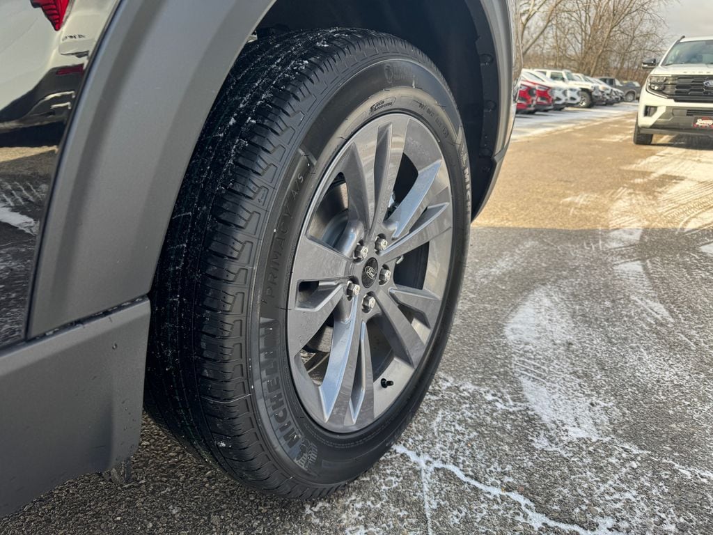 2026 Ford Explorer Active - Photo 12