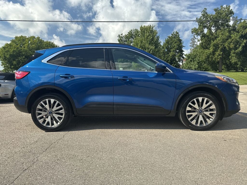 Used 2022 Ford Escape Titanium SUV