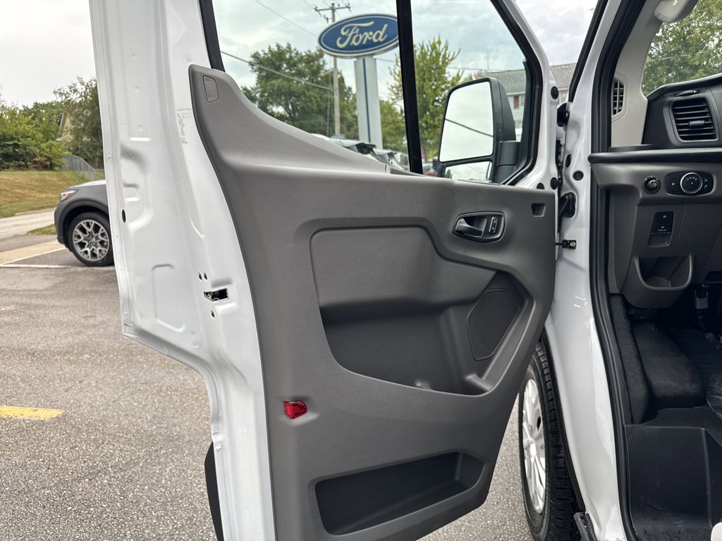 2025 Ford Transit Van Base - Photo 12