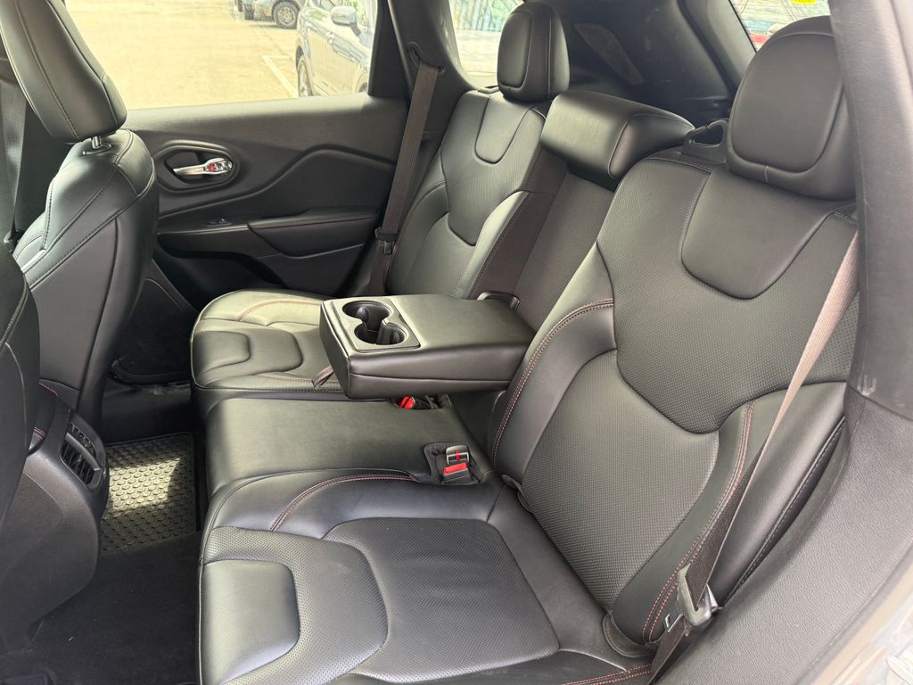 2022 Jeep Cherokee Trailhawk - Photo 24