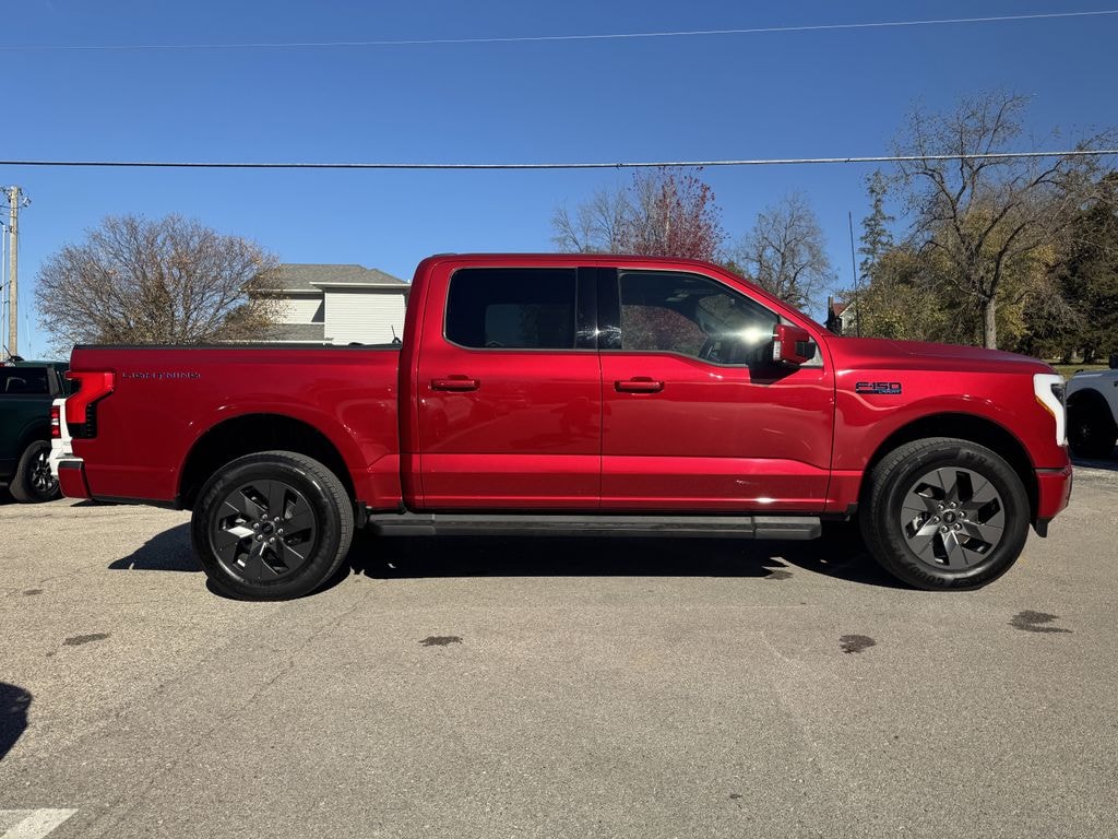 Used 2024 Ford F-150 Lightning Lariat Truck