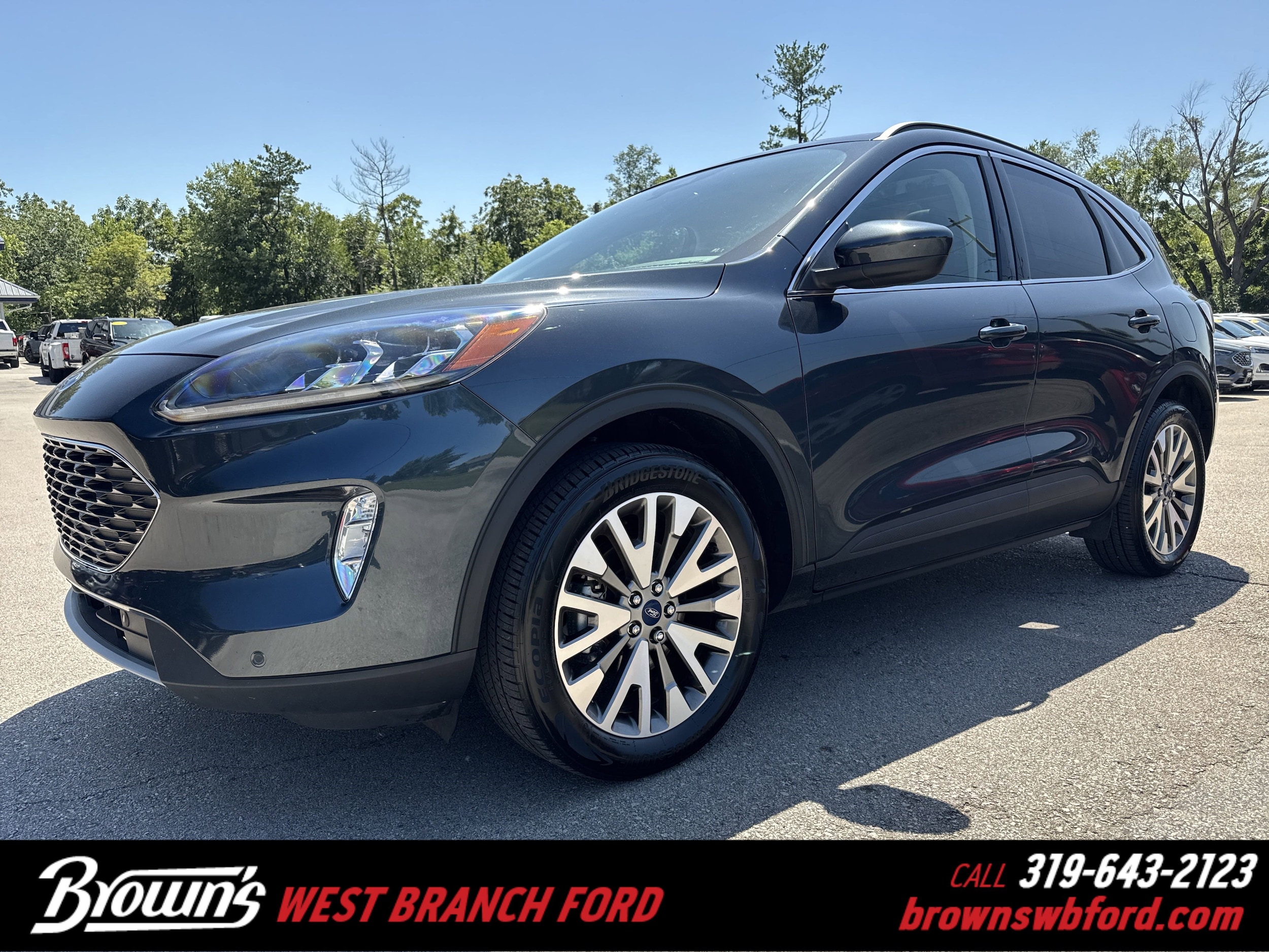 2022 Ford Escape Titanium AWD 