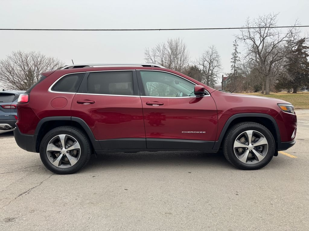 Used 2019 Jeep Cherokee Limited SUV