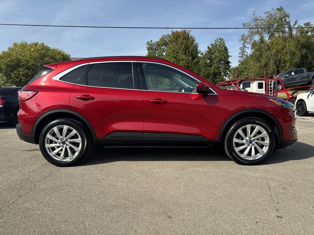 Used 2022 Ford Escape Titanium SUV