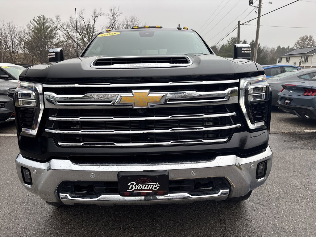 Used 2025 Chevrolet Silverado 3500HD LTZ 4WD Crew Cab 159 LTZ