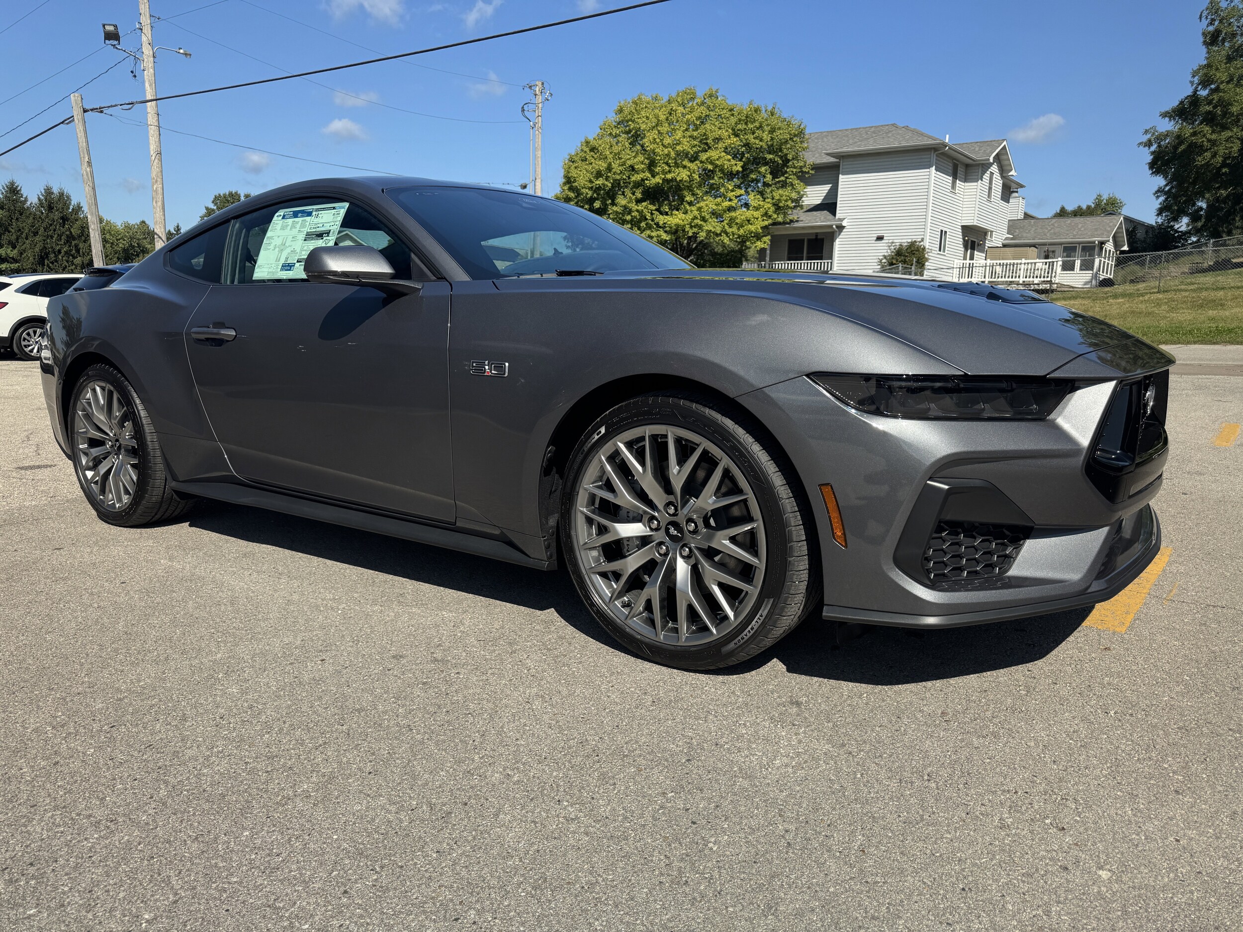 2025 Ford Mustang GT Premium photo 3