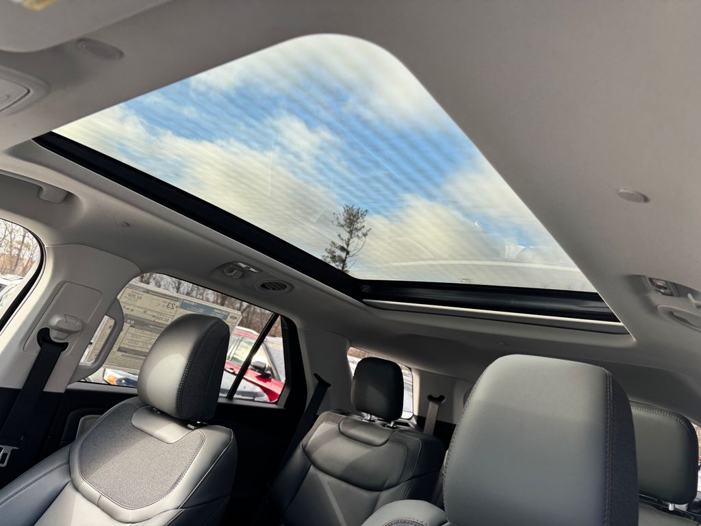 2026 Ford Explorer Active - Photo 34