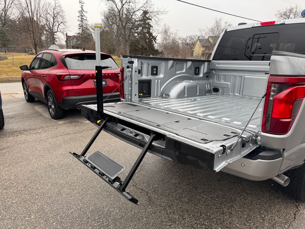 2026 Ford F-150 XLT - Photo 12