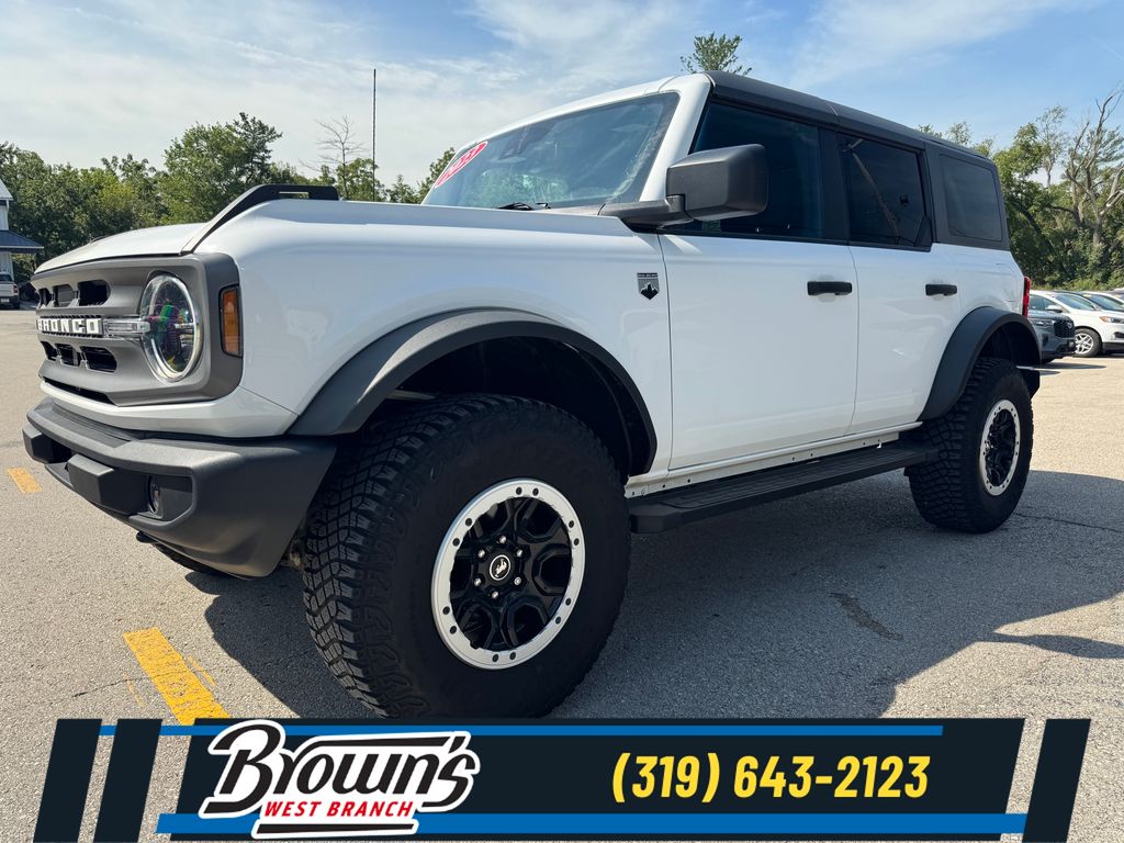 2023 Ford Bronco SUV 