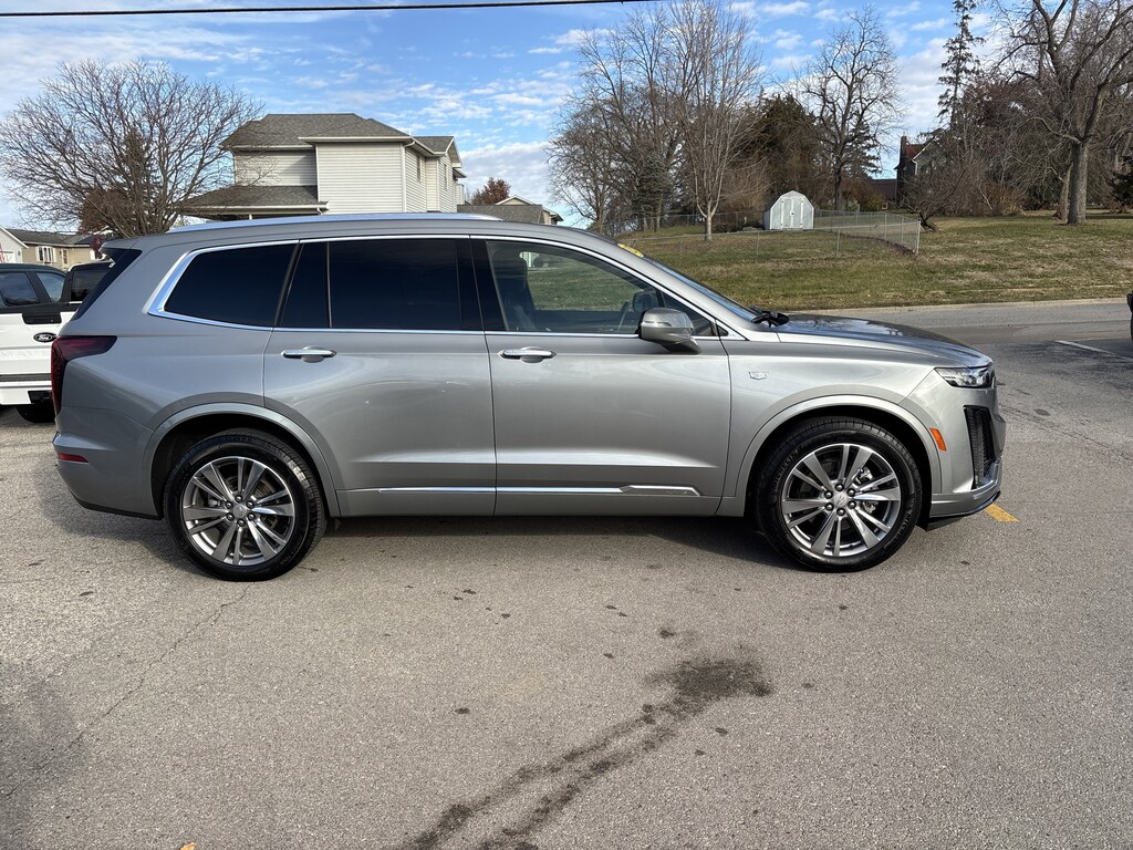 Used 2025 Cadillac XT6 AWD Premium Luxury AWD Premium Luxury