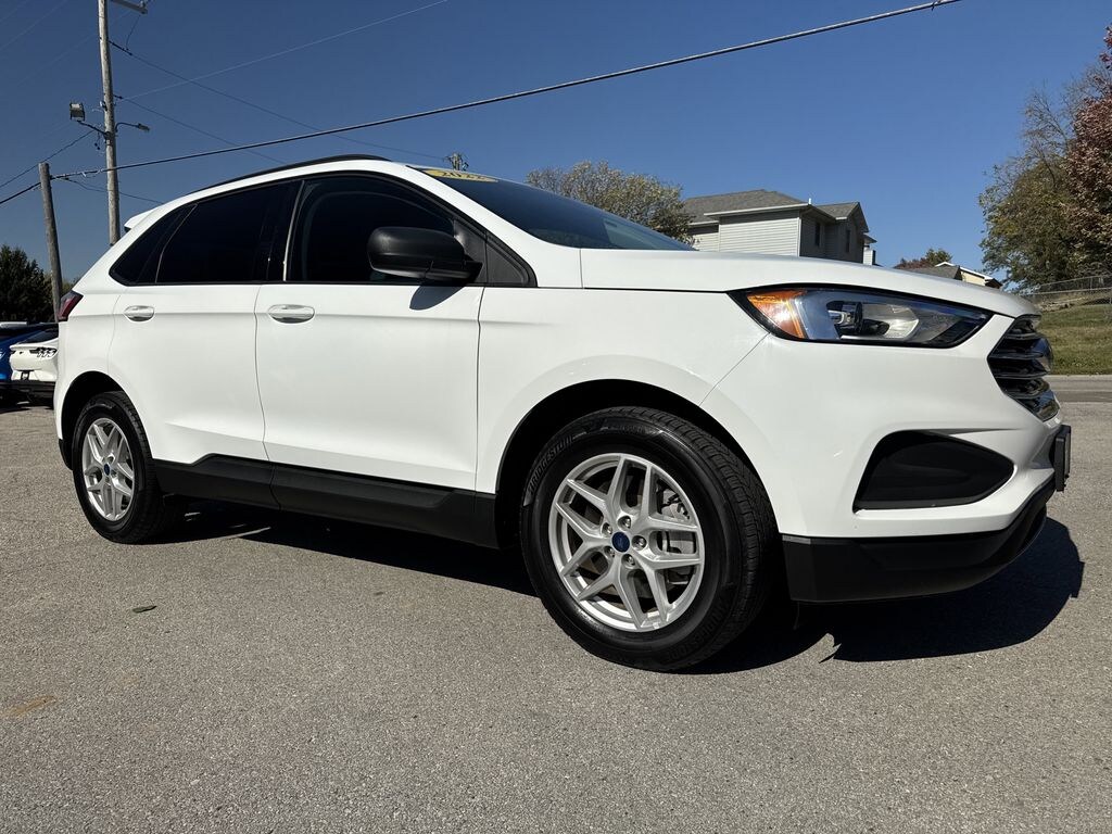 Used 2022 Ford Edge SE SUV