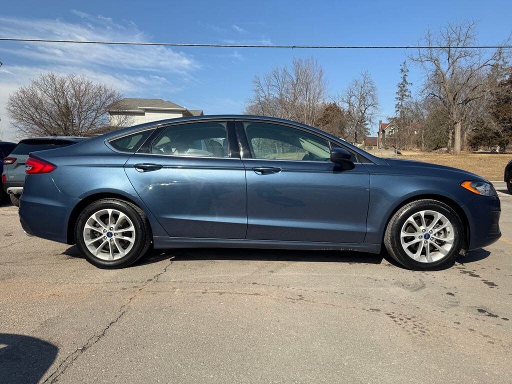Used 2019 Ford Fusion SE Sedan