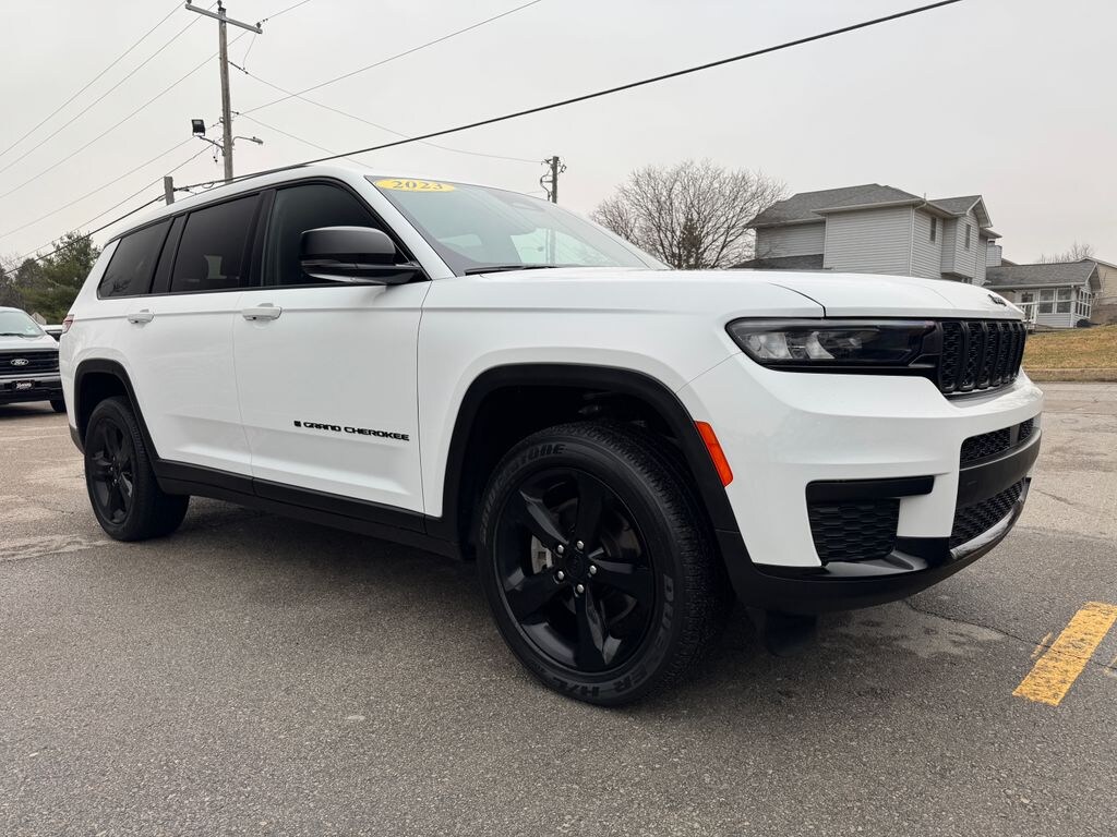 Used 2023 Jeep Grand Cherokee L Altitude SUV