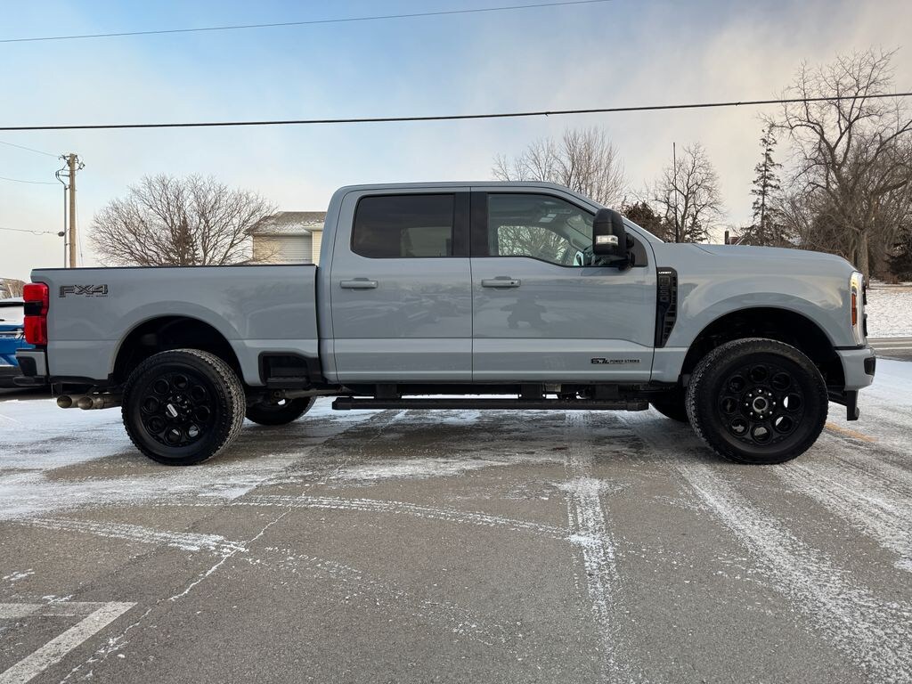 Used 2024 Ford F-250SD Lariat Truck