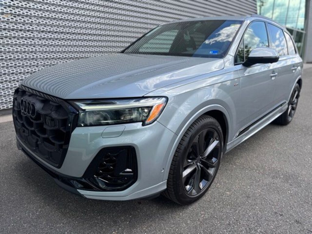 New 2026 Audi Q7 SUV