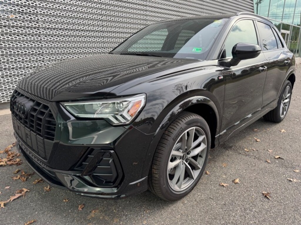 New 2025 Audi Q3 45 S line Premium SUV