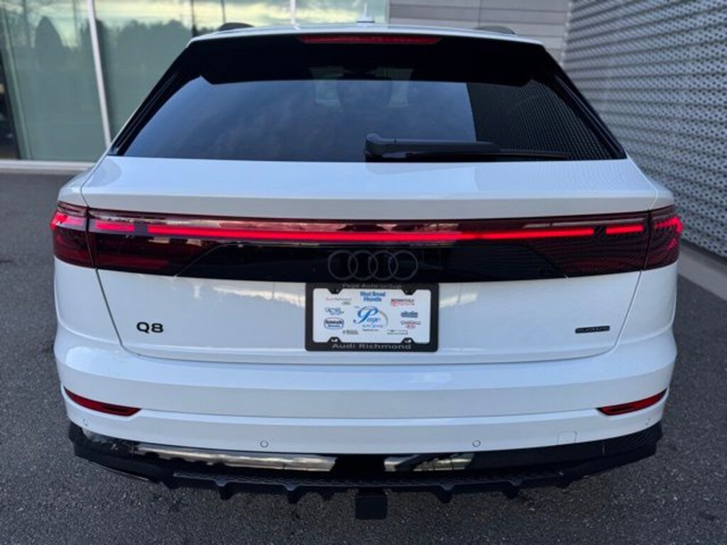 New 2026 Audi Q8 SUV