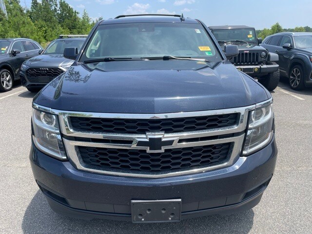 2019 Chevrolet Tahoe LT photo 2