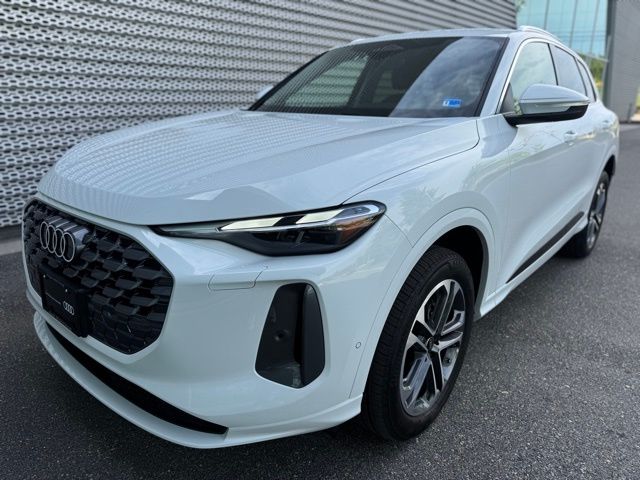 2025 Audi Q5 Premium