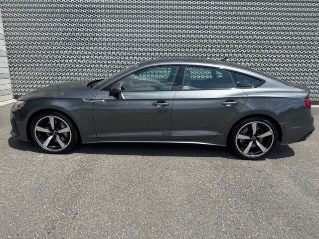 2025 Audi A5 45 S line Prestige photo 2