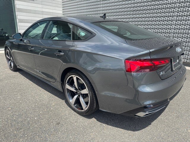 2025 Audi A5 45 S line Prestige photo 3