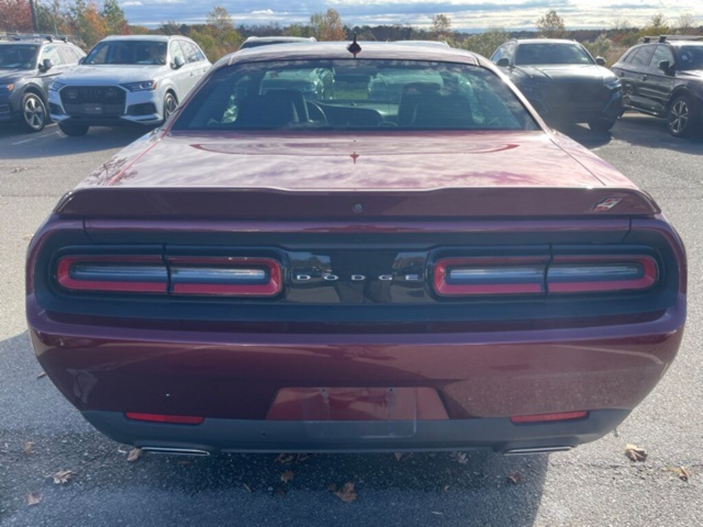 Used 2020 Dodge Challenger SXT Coupe