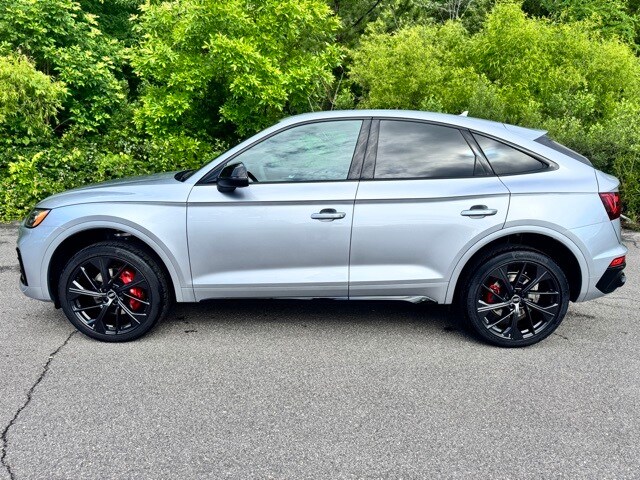 2025 Audi SQ5 Premium Plus photo 2