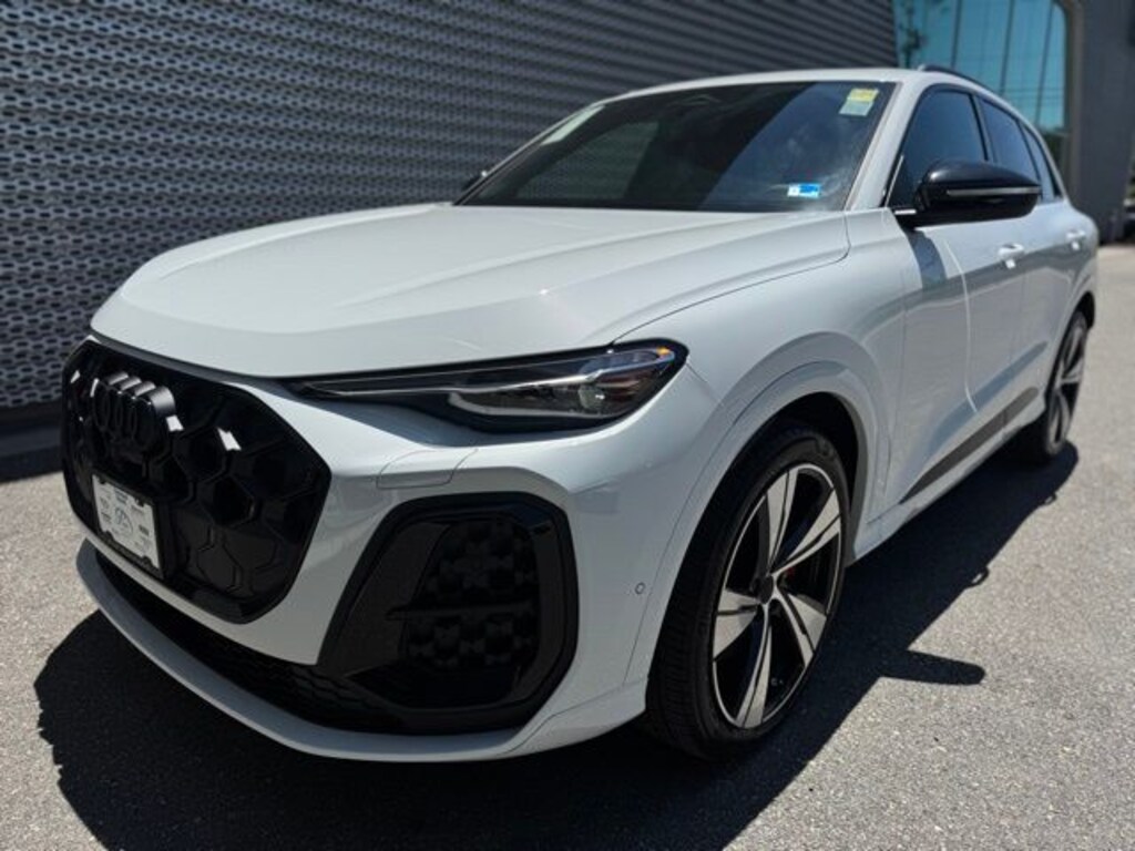 New 2026 Audi SQ5 SUV