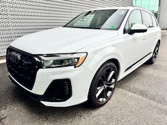 2025 Audi Q7 55 Premium Plus SUV