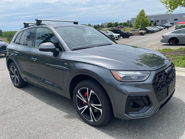 2025 Audi Q5 45 S line Premium Plus photo 3