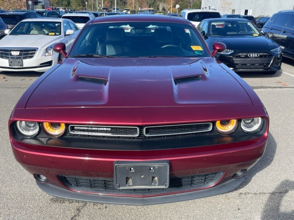 Used 2020 Dodge Challenger SXT Coupe