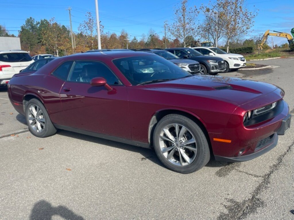 Used 2020 Dodge Challenger SXT Coupe