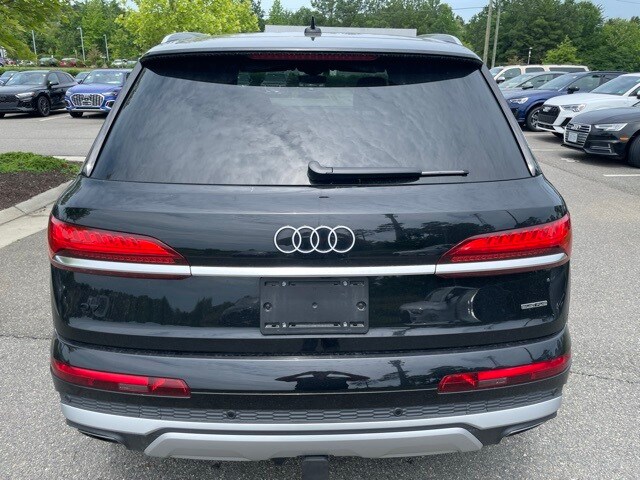 2025 Audi Q7 45 Premium photo 4