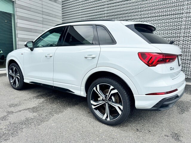 2024 Audi Q3 Premium Plus photo 3