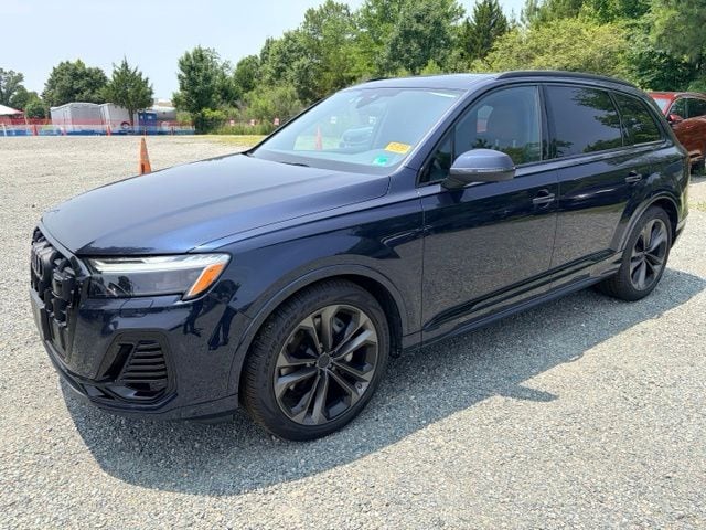 2026 Audi Q7 Premium Plus
