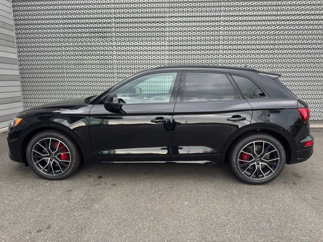 2025 Audi SQ5 Premium Plus photo 2