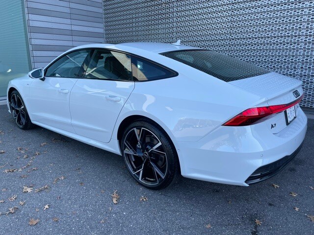 2025 Audi A7 55 Prestige photo 3