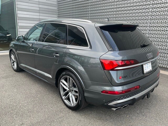 2025 Audi SQ7 Prestige photo 3